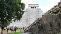 Afluencia de visitantes rebasa capacidad de parador tur&iacute;stico de Chich&eacute;n