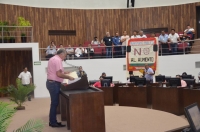Movimiento por la Movilidad de M&eacute;rida protesta en el Congreso