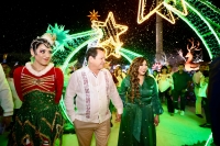 Inaugura "Huacho" la Villa Navide&ntilde;a