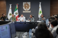 D&iacute;az Mena llama a no bajar la guardia ante temporada de ciclones