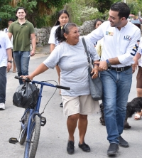 Suma El&iacute;as Lixa propuestas en comisar&iacute;as