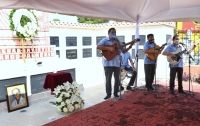Ricardo Duarte, al Monumento a los Creadores de la Canción Yucateca
