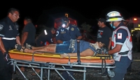 Madre de familia muere en aparatoso choque