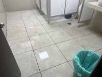 Reparan desperfecto en ba&ntilde;os del IMSS