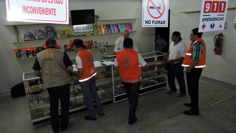 Inspeccionan la Feria de la Pirotecnia