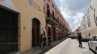 Mujer de 17 a&ntilde;os sufre aborto espont&aacute;neo en c&eacute;ntrica escuela&nbsp;