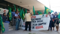 UNTA protesta en delegaci&oacute;n de Sedesol