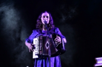 M&aacute;s de 10 mil personas en concierto de Julieta Venegas, en Valladolid