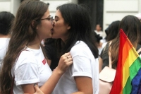 &iexcl;Amor es amor! Listas 9 parejas del mismo sexo para casarse&nbsp;