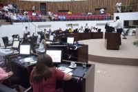 &ldquo;Exhortitis cr&oacute;nica&rdquo; se apodera del Congreso local