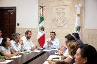 Urgen m&aacute;s recursos para los municipios: Ren&aacute;n